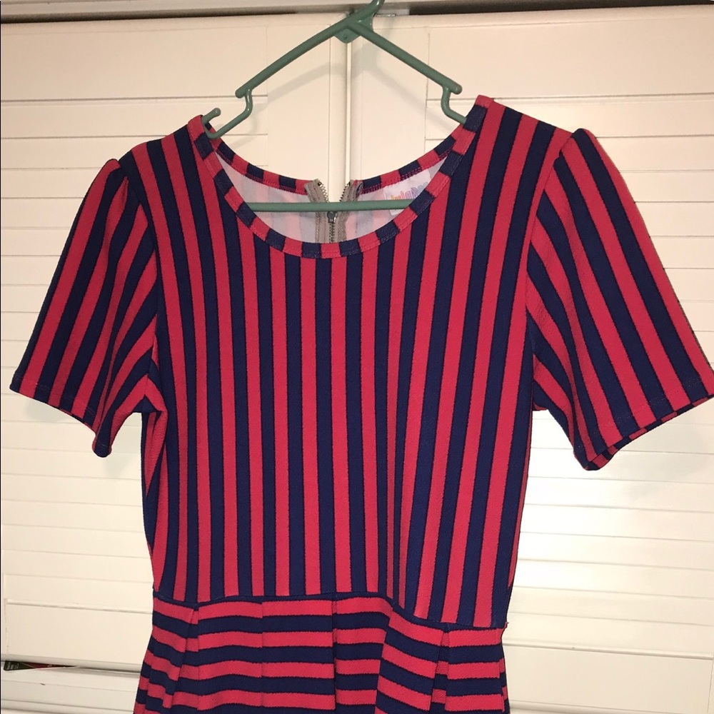 LuLaRoe Amelia